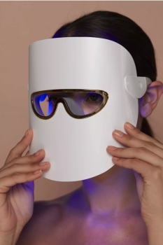 LED light therapy mask 3 colors